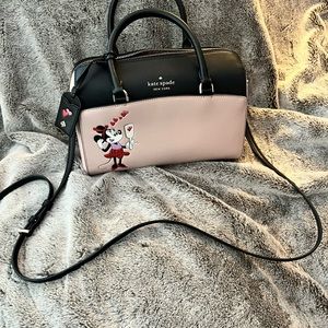 NWT KATE SPADE 100% AUTHENTIC MEDIUM DUFFEL MINNIE MOUSE CROSSBODY WARM VELLUM